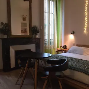 B11hotel Hotel