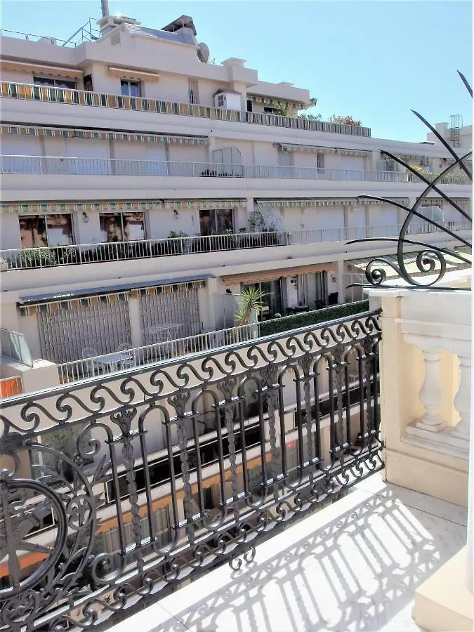 Little Palace Nice Hotel