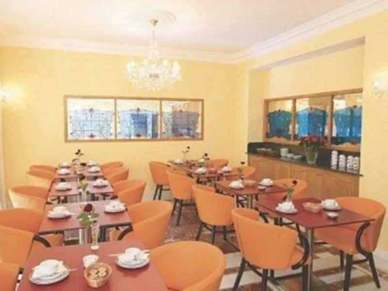 Little Palace Νίκαια Ξενοδοχείο