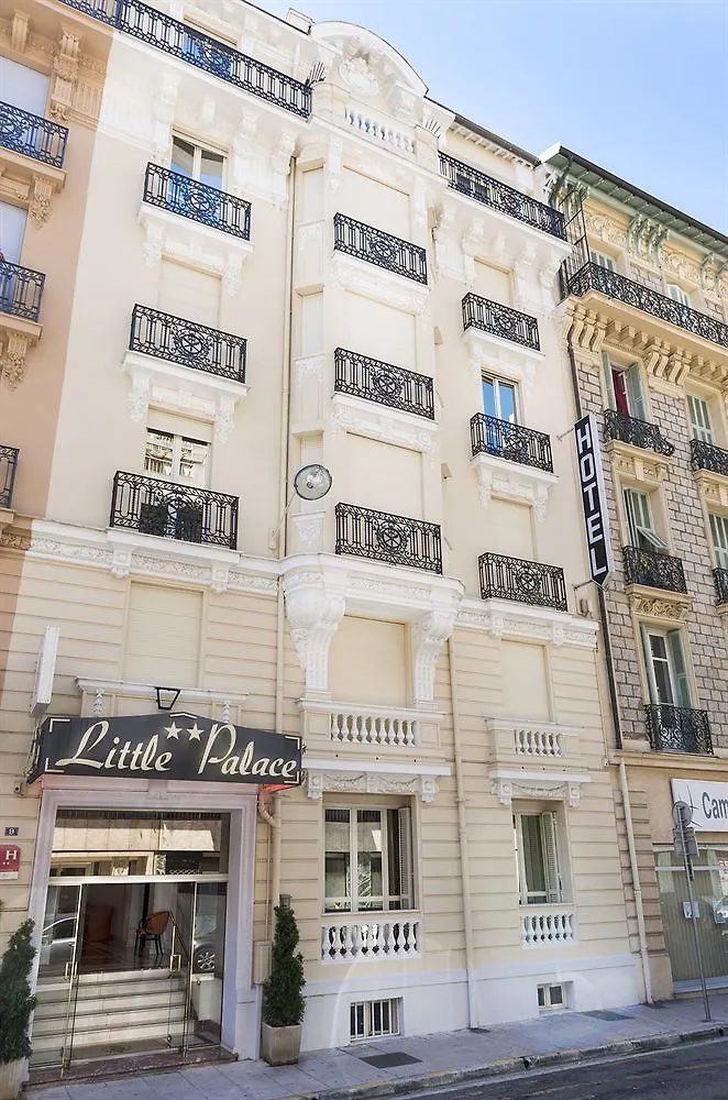 Little Palace Nice 2*,